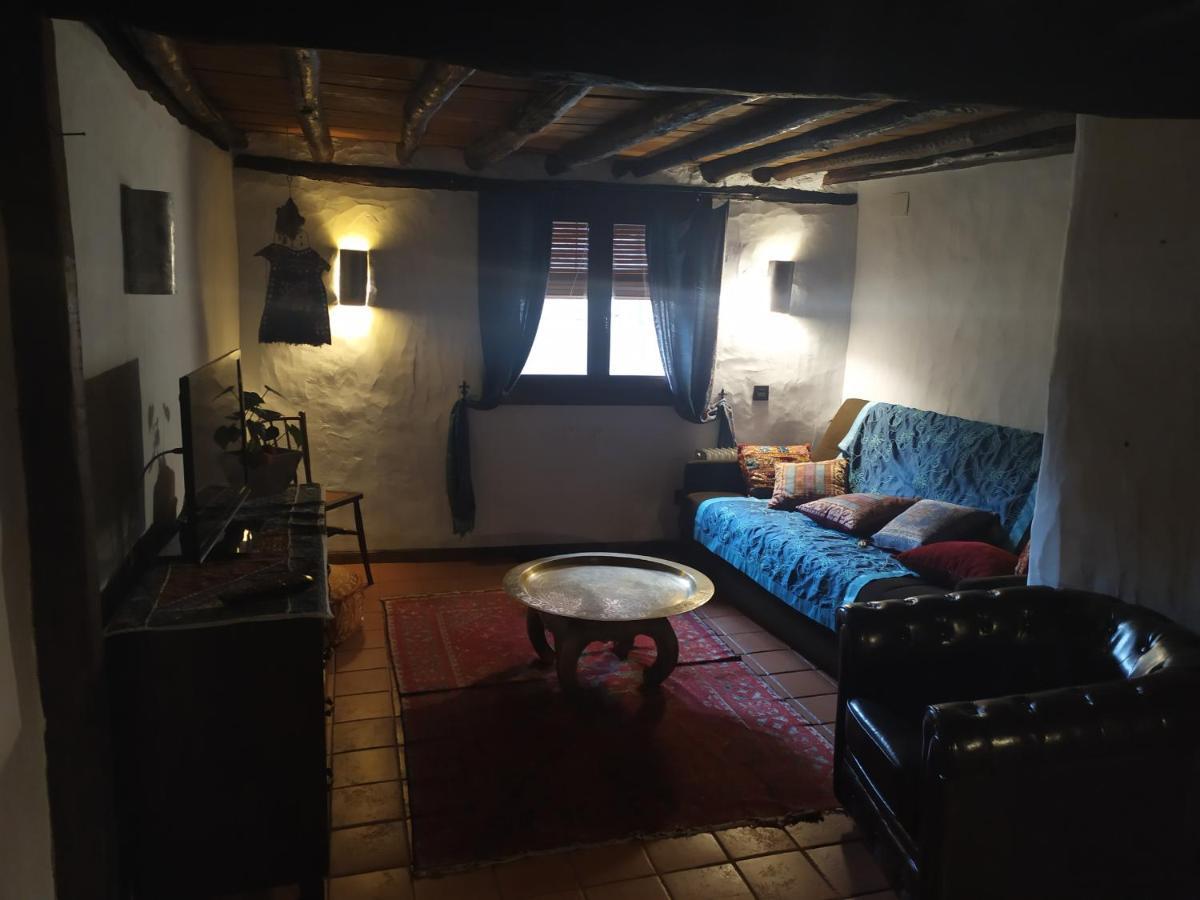 Apartamento Al-Vivaque Miranda del Castanar Luaran gambar