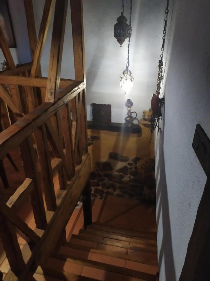 Apartamento Al-Vivaque Miranda del Castanar Luaran gambar